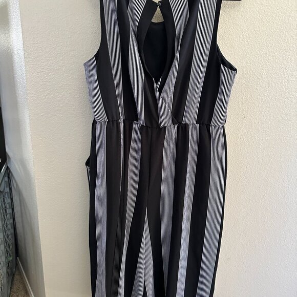 Worthington Black and White Pantsuit ‎ Size 18 - Picture 4 of 10